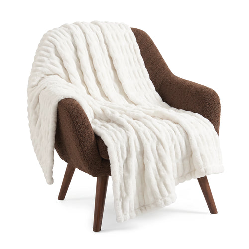 Everlasting Comfort CloudFur Luxury Faux Fur Throw Blanket – Ultra-Soft Double-Sided Plush, 50" x 60"